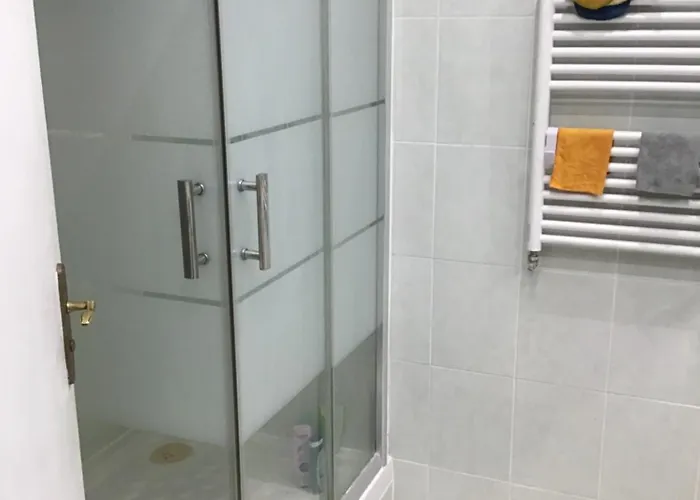 Port Quartier Antiquaire * Ницца