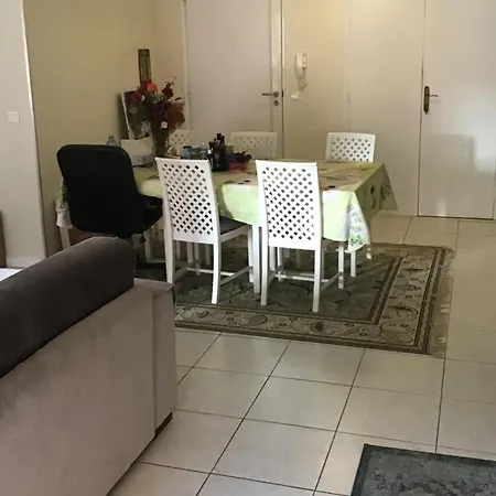 Port Quartier Antiquaire Homestay szállás