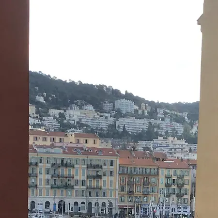 Port Quartier Antiquaire Nizza